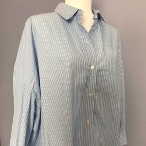 NWT oversized fit women’s button up shirt